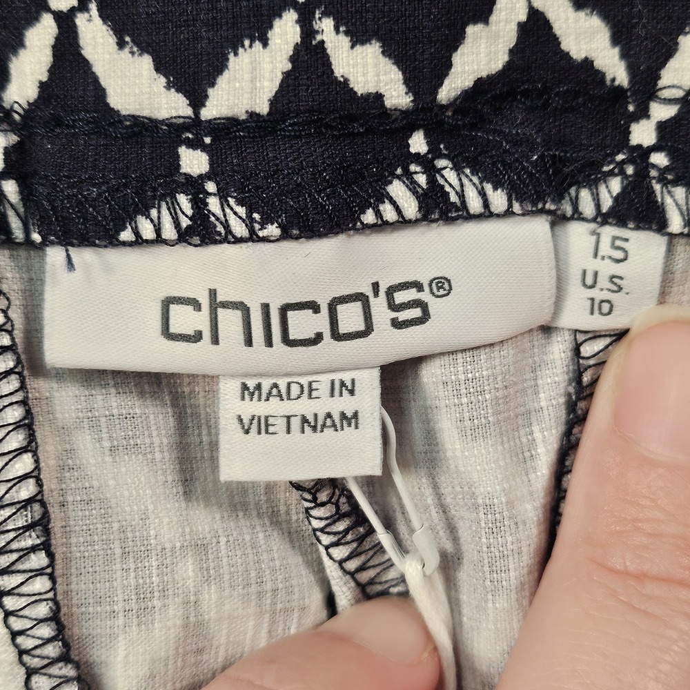 Chico's‎ Brigitte Slim Crop Pants Womens 10 Navy White Diamond Matelassé Coastal - Picture 4 of 16